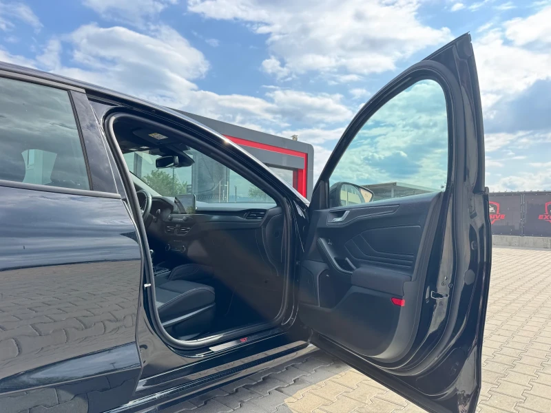 Ford Focus ST-LINE 1.0 SERVIZ, снимка 13 - Автомобили и джипове - 50816850