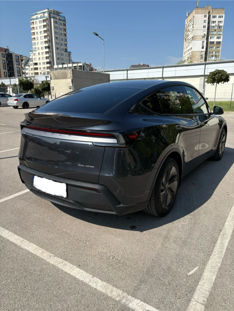 Tesla Model Y Long Range Dual Motor AWD, снимка 3 - Автомобили и джипове - 52191168