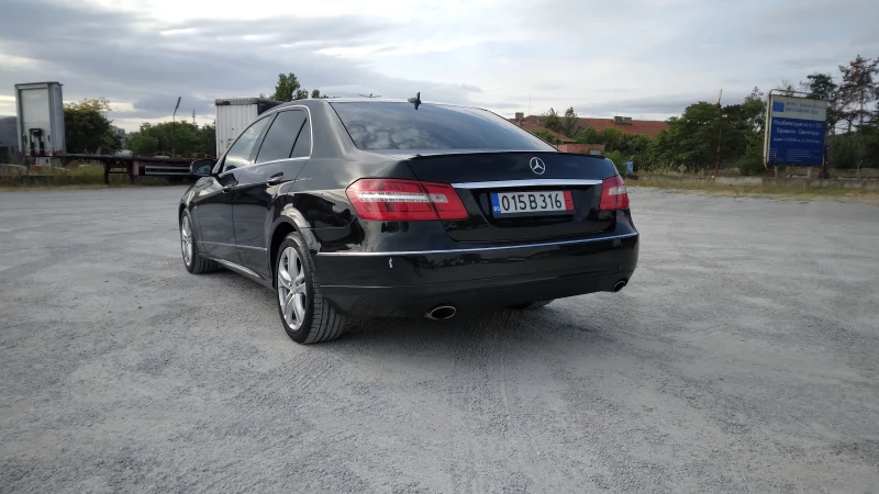 Mercedes-Benz E 350 Mercedes-Benz E-Klasse E 350 CDI BlueEfficiency Av, снимка 4 - Автомобили и джипове - 51850647