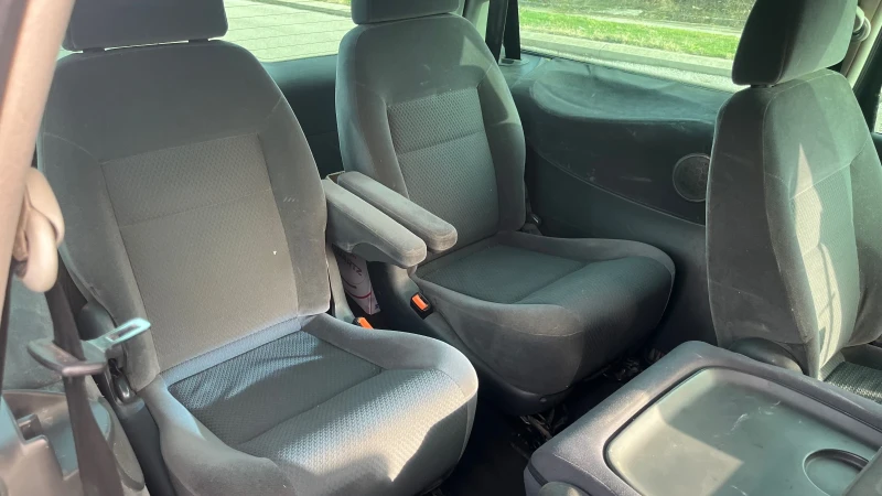 Ford Galaxy 1.9 TDI, снимка 9 - Автомобили и джипове - 52431693