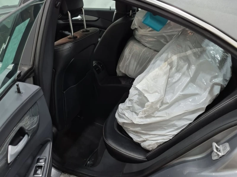 Mercedes-Benz CLS 400 2015 * CARFAX * БЕЗ ПЪРВОНАЧАЛНА ВНОСКА, снимка 13 - Автомобили и джипове - 53153588