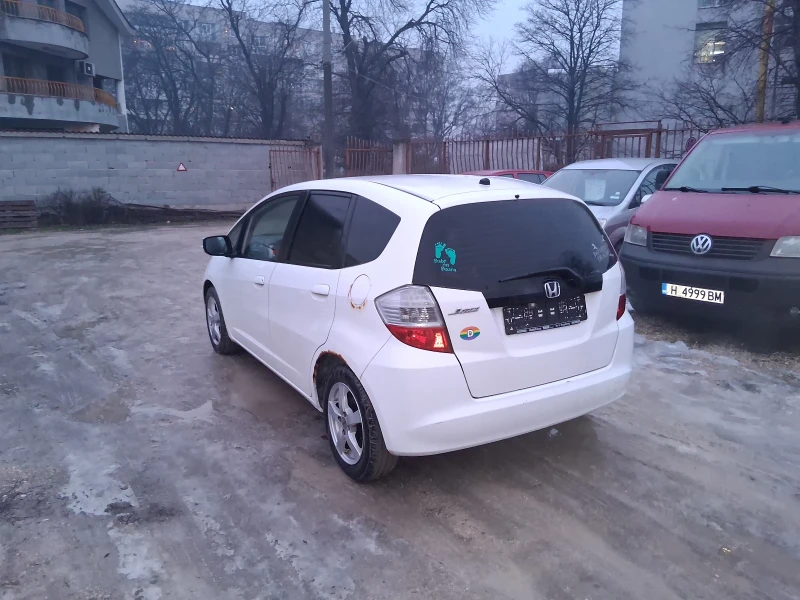 Honda Jazz, снимка 3 - Автомобили и джипове - 53265270