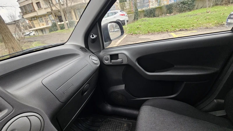 Fiat Panda 1.2, снимка 12 - Автомобили и джипове - 53481397