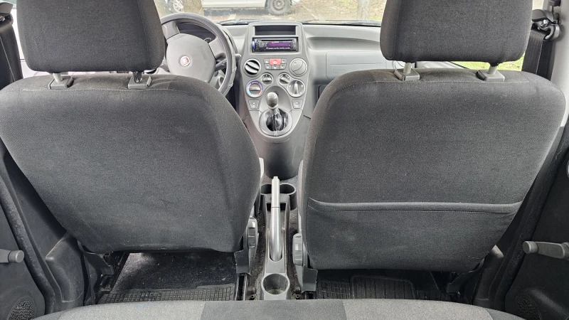 Fiat Panda 1.2, снимка 11 - Автомобили и джипове - 53481397