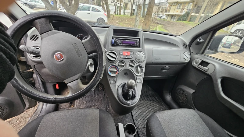 Fiat Panda 1.2, снимка 10 - Автомобили и джипове - 53481397