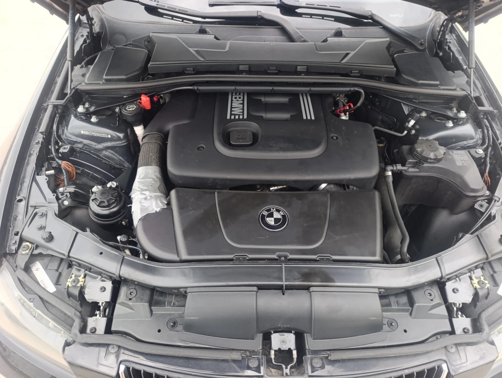 BMW 320 2.0D , снимка 15 - Автомобили и джипове - 50066753