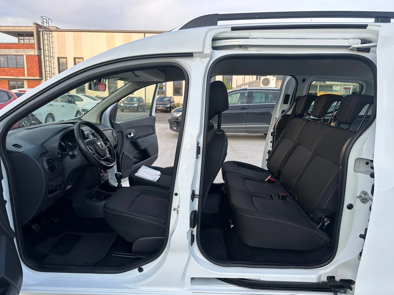 Dacia Dokker - 1.5 DCI-6  | Mobile.bg   12