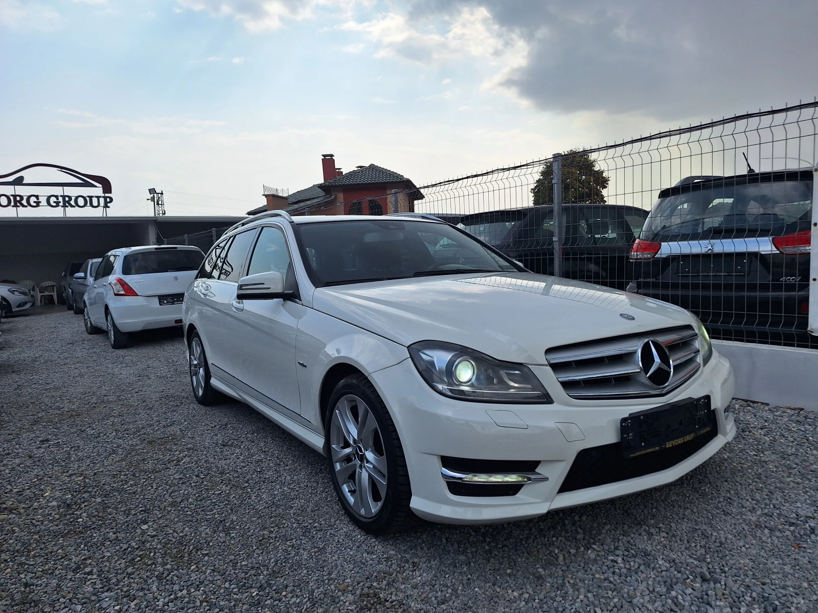 Mercedes-Benz C 220 2.2 CDI AMG - изображение 3