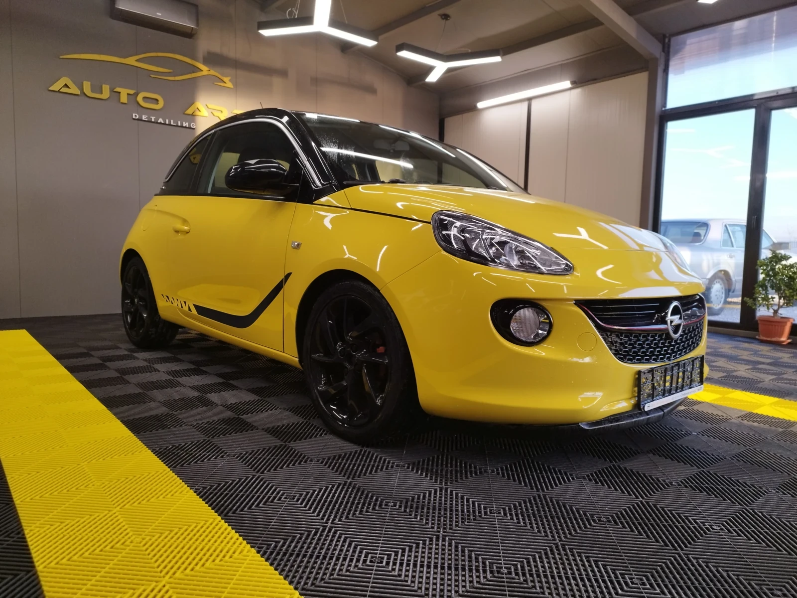 Opel Adam 1.2бензин - изображение 2