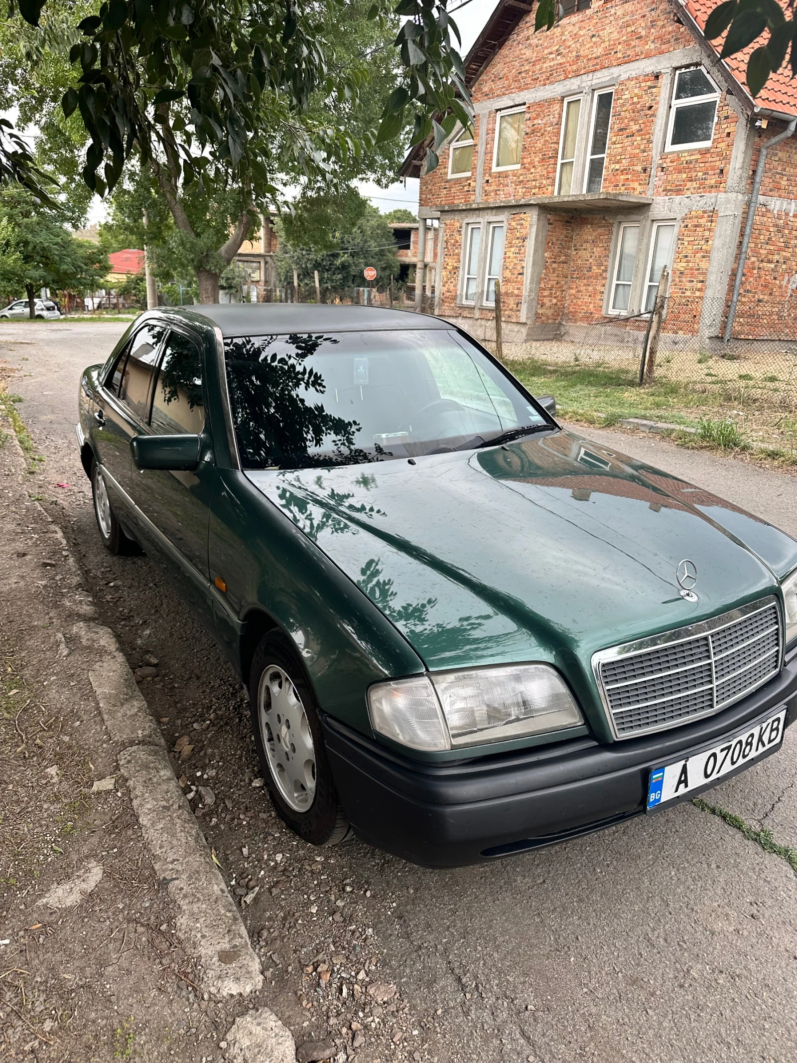 Mercedes-Benz C 180  - изображение 5