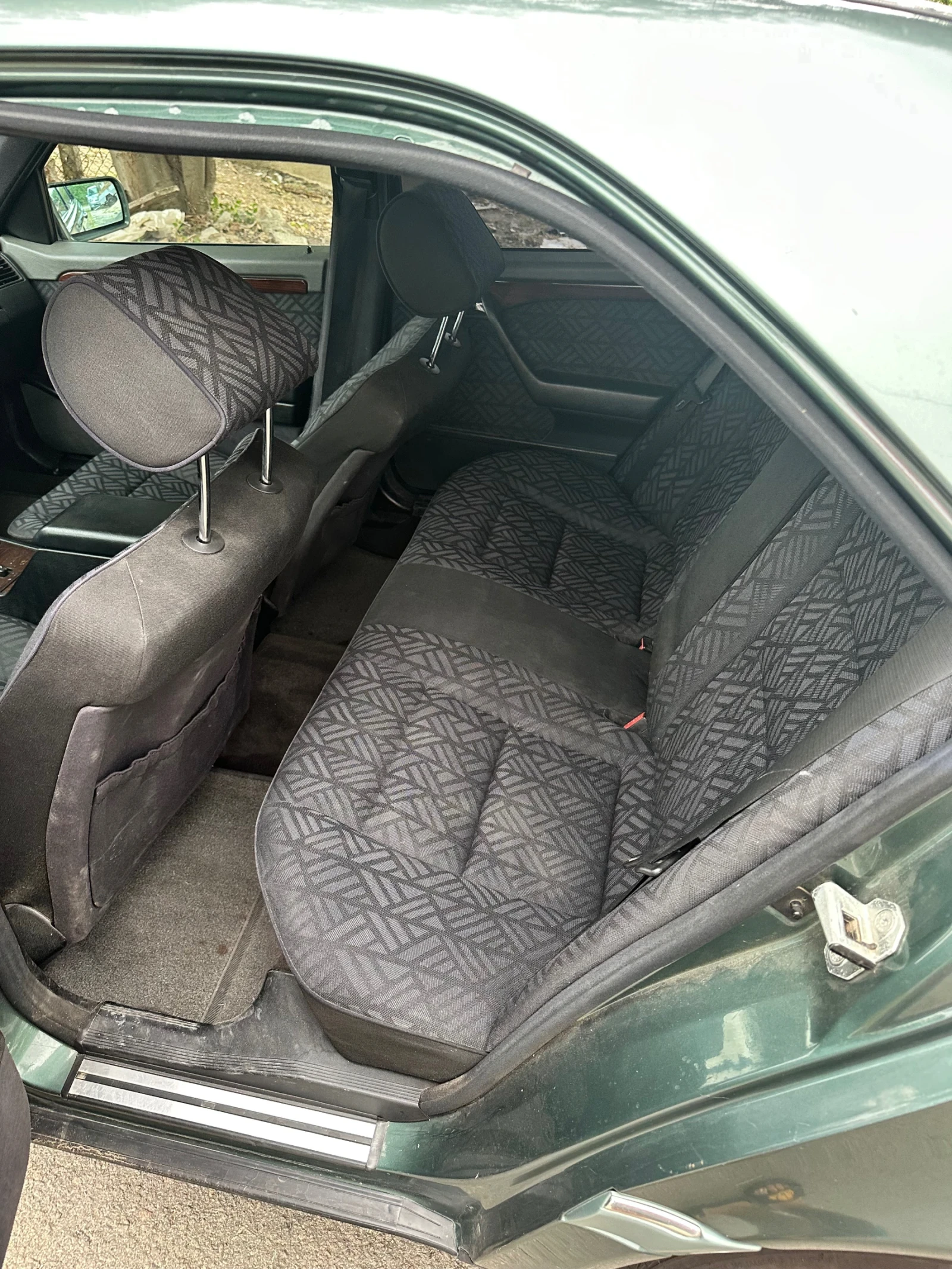 Mercedes-Benz C 180  - изображение 9