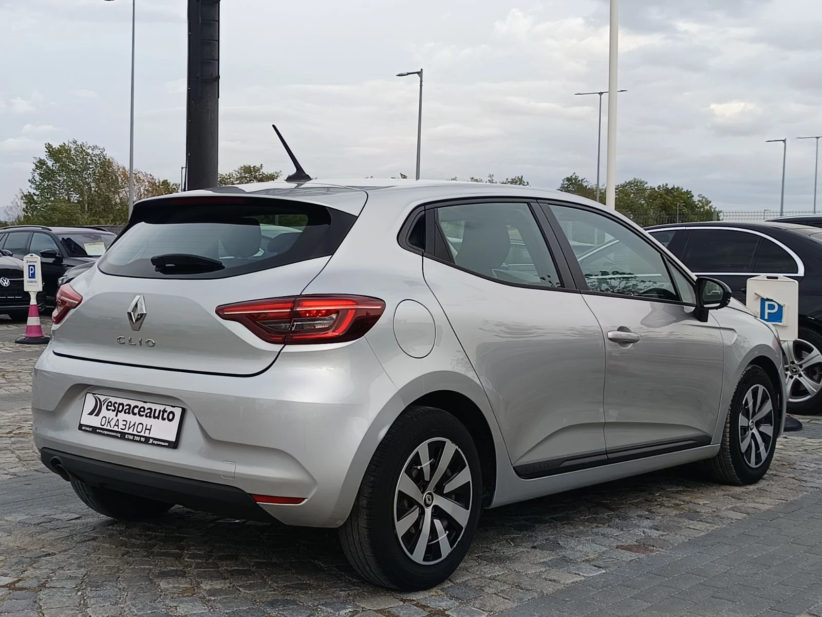 Renault Clio eqеuilibre TCe 90к.с - изображение 4