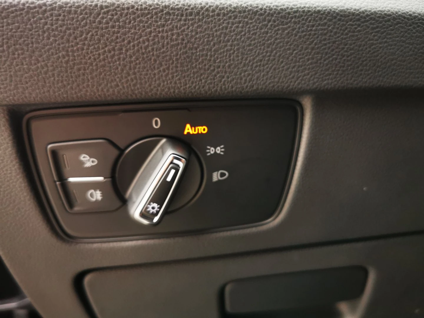 VW Arteon R-Line 2.0 TDI SCR 4MOT DSG | Mobile.bg � ����������� 13