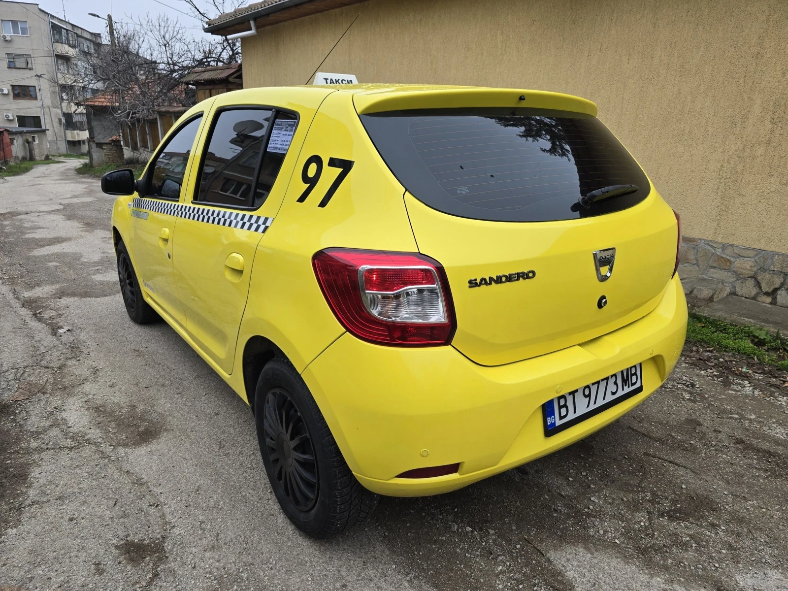 Dacia Sandero 1.5 DCi  - изображение 4