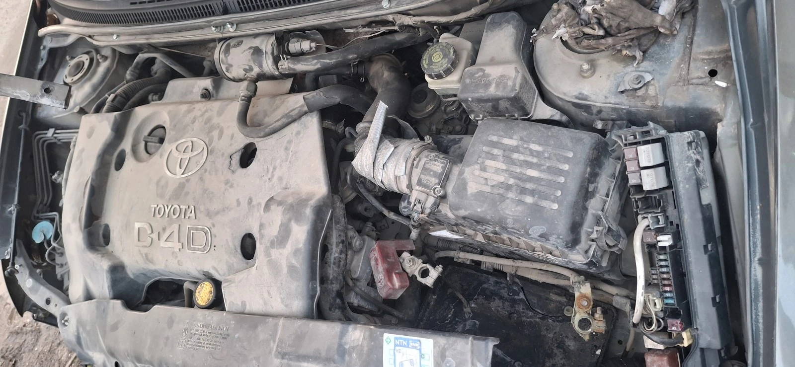 Toyota Corolla 2.0 D4D 90PS - изображение 5