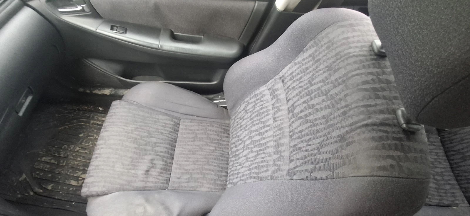 Toyota Corolla 2.0 D4D 90PS | Mobile.bg � ����������� 8