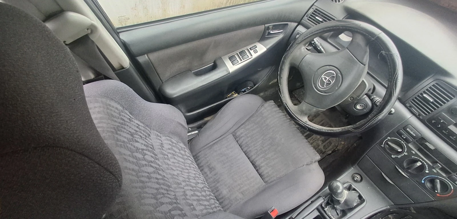 Toyota Corolla 2.0 D4D 90PS | Mobile.bg � ����������� 7