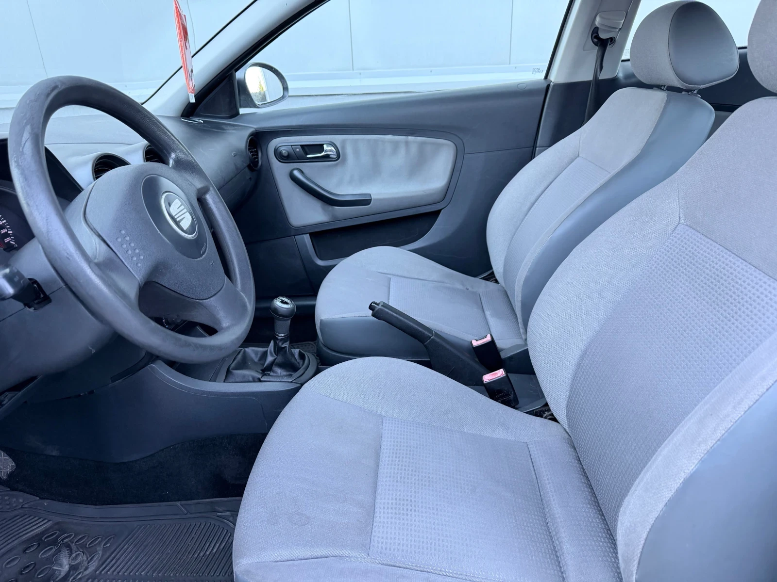 Seat Ibiza  - изображение 8