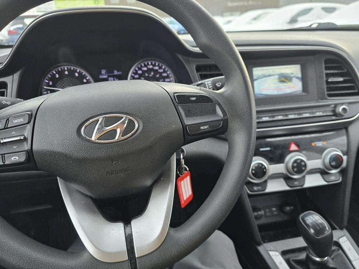 Hyundai Elantra * SE * CARFAX * ���� �� �� | Mobile.bg � ����������� 10