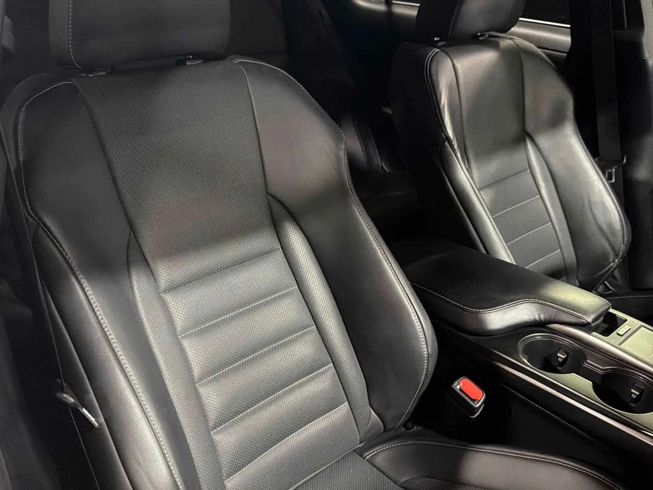 Lexus IS 300  CARFAX, снимка 12 - Автомобили и джипове - 54000356