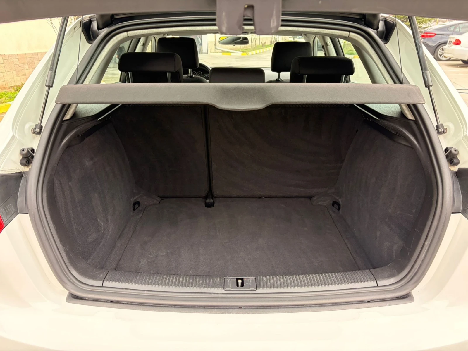 Audi A3 1.9 TDi, снимка 13 - Автомобили и джипове - 54003379