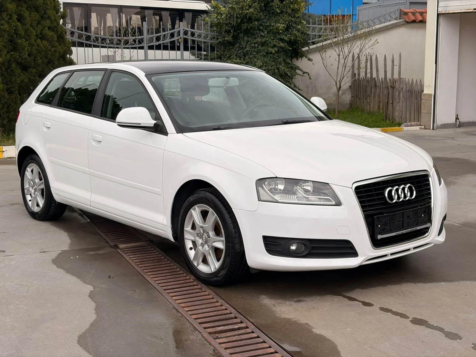 Audi A3 1.9 TDi, снимка 2 - Автомобили и джипове - 54003379