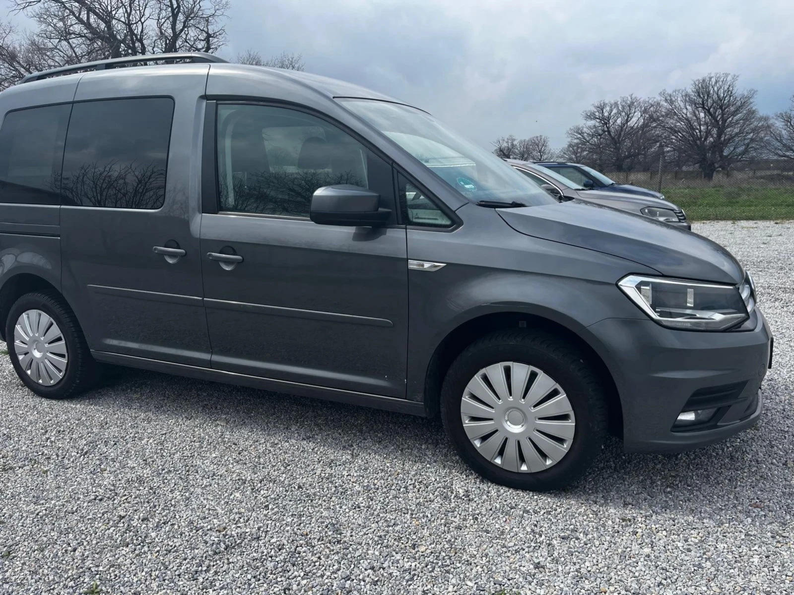 VW Caddy НОВ ВНОС 2.0 TDI Пътнически 6ск , снимка 2 - Автомобили и джипове - 54046260
