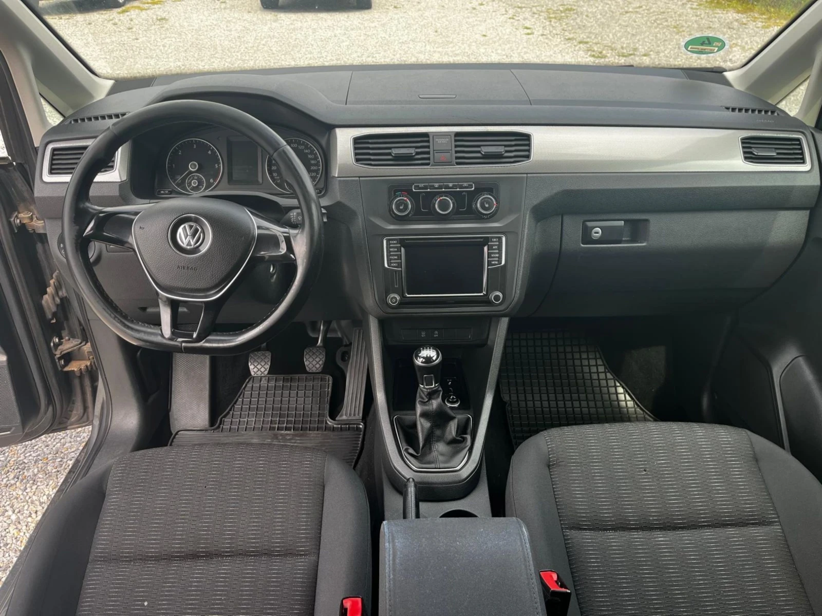 VW Caddy НОВ ВНОС 2.0 TDI Пътнически 6ск , снимка 9 - Автомобили и джипове - 54046260