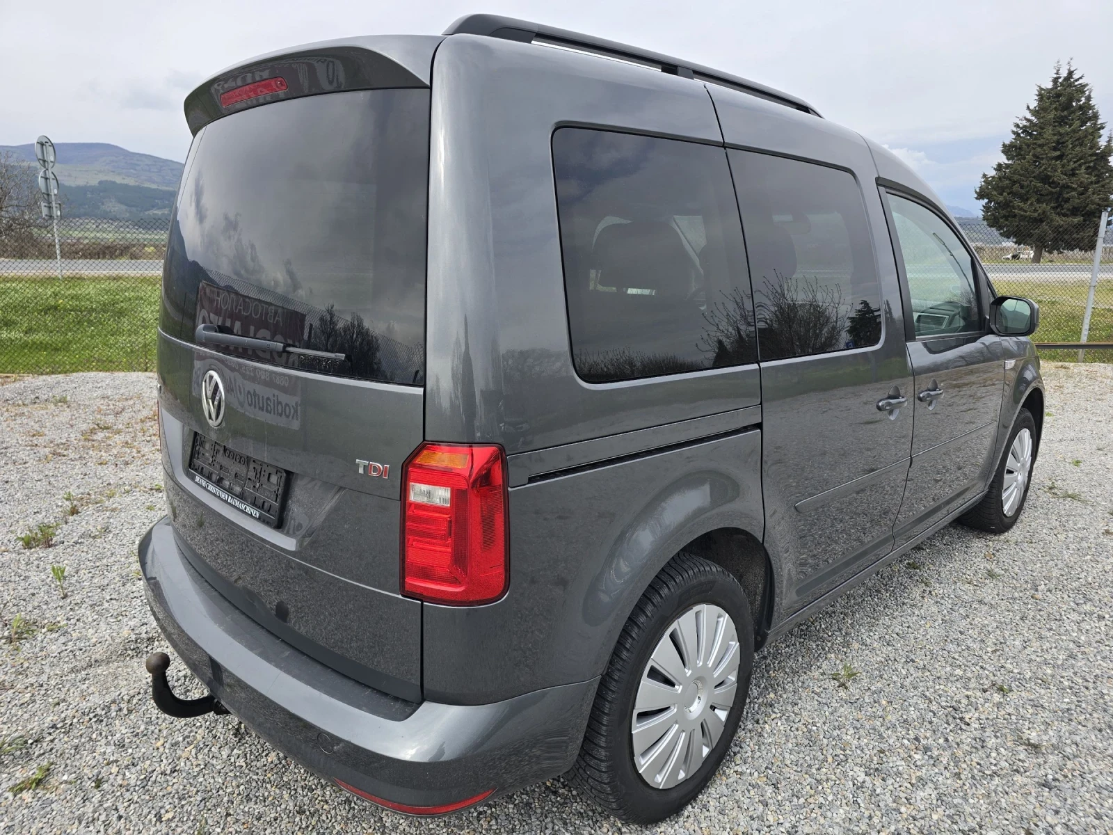 VW Caddy НОВ ВНОС 2.0 TDI Пътнически 6ск 2 БРОЯ, снимка 5 - Автомобили и джипове - 54046260