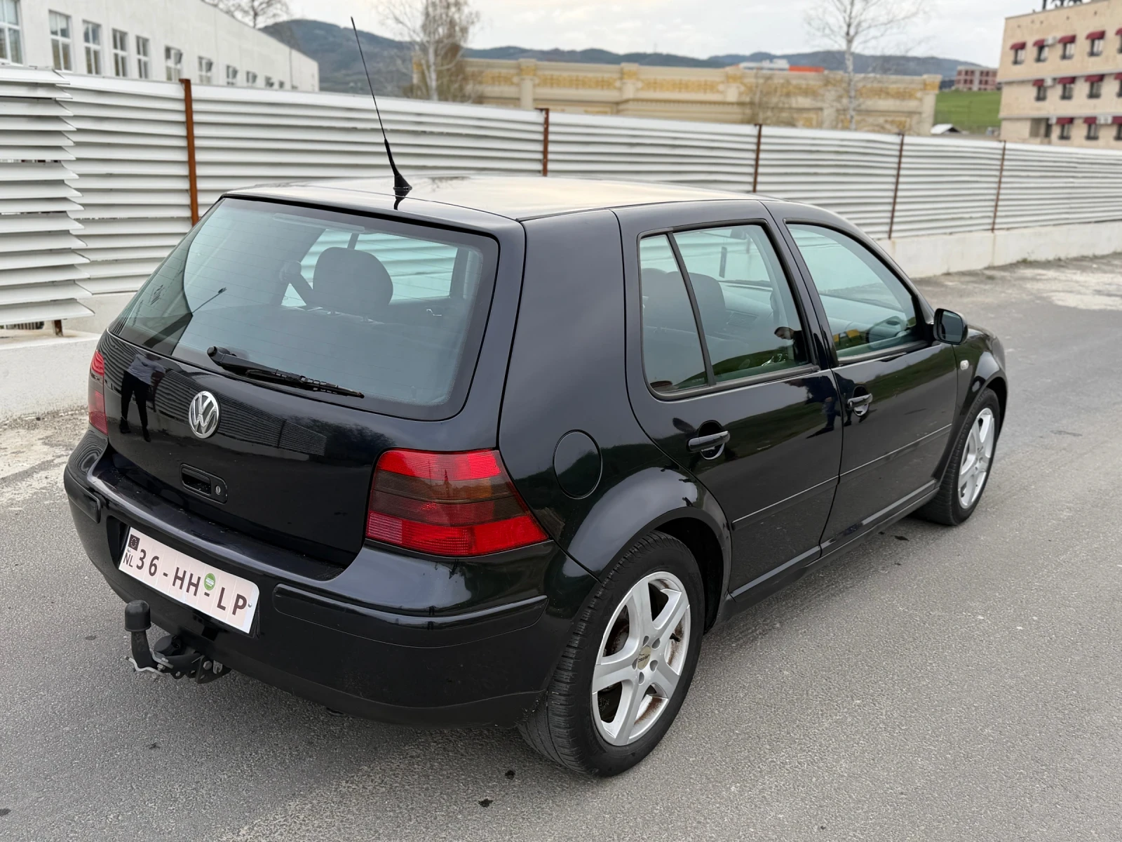 VW Golf, снимка 6 - Автомобили и джипове - 54220516