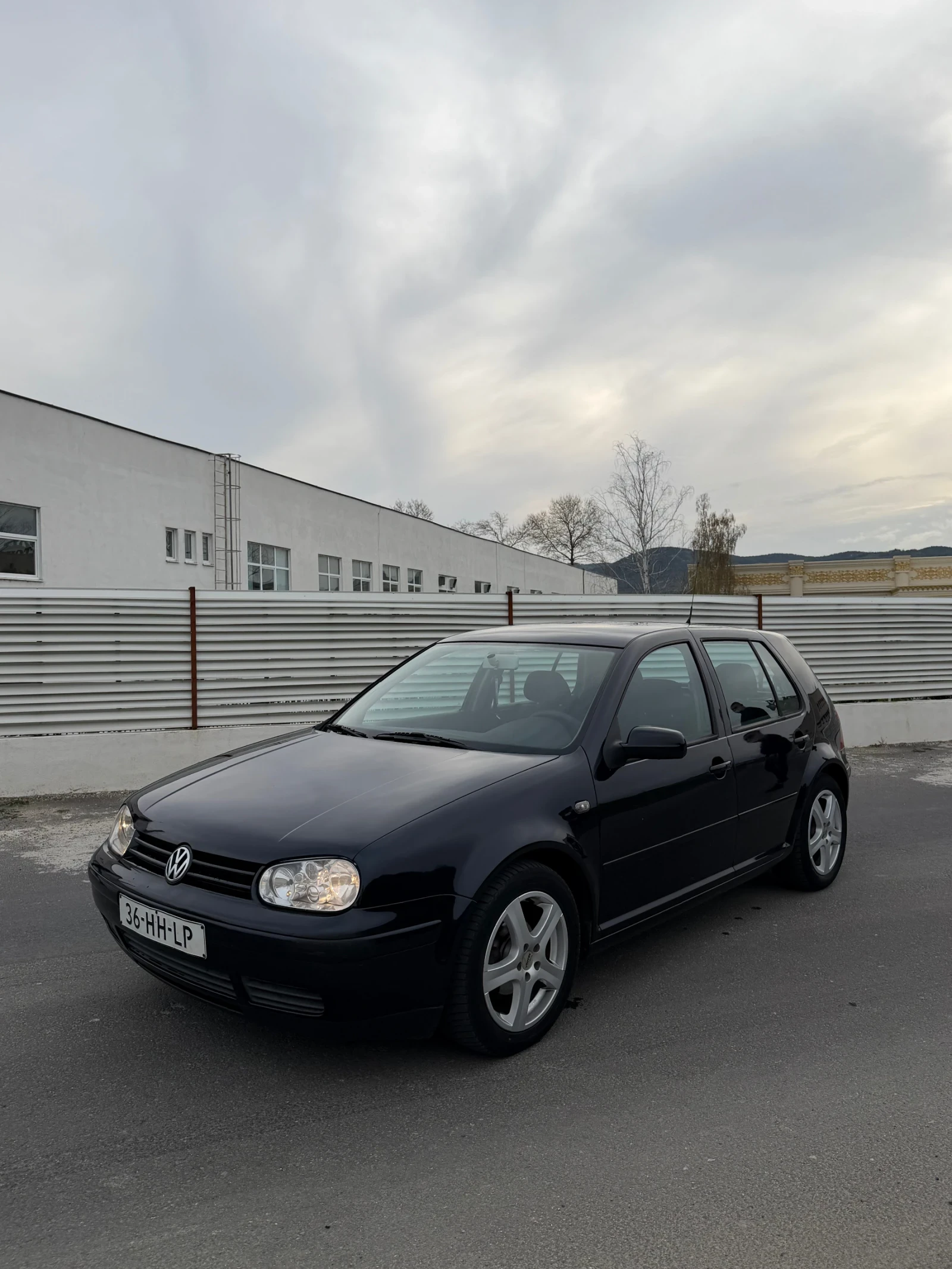 VW Golf