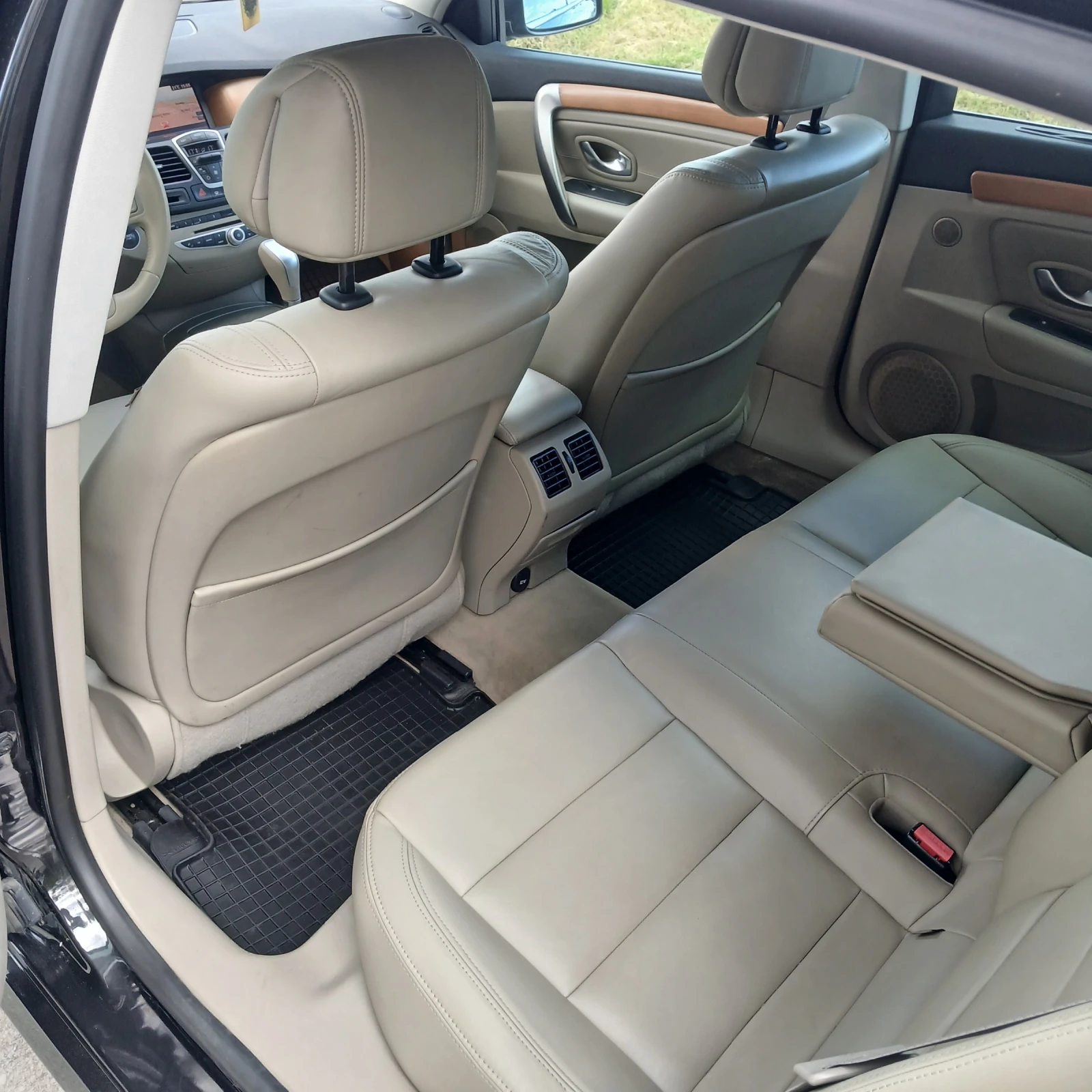Renault Laguna АВТОМАТИК , снимка 17 - Автомобили и джипове - 54450090