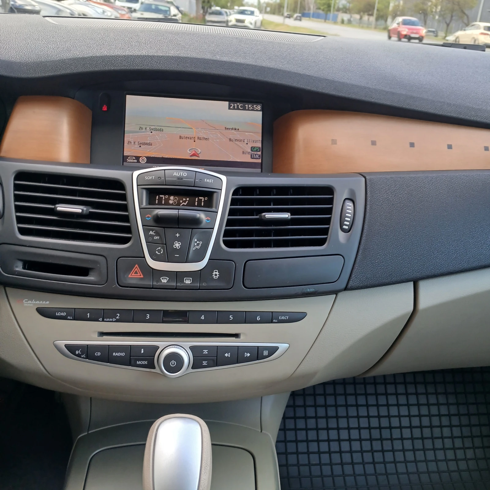 Renault Laguna АВТОМАТИК , снимка 14 - Автомобили и джипове - 54450090
