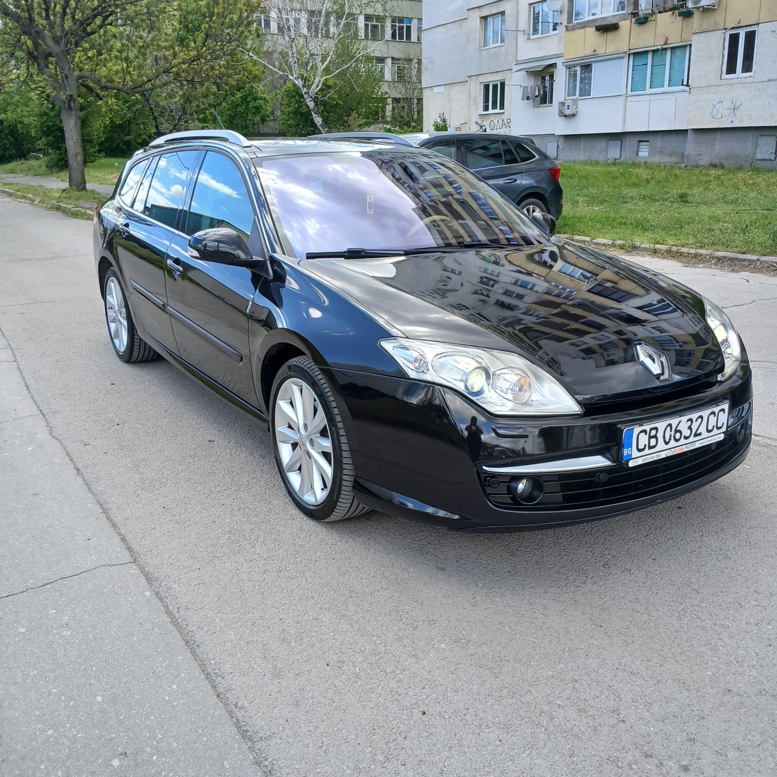 Renault Laguna АВТОМАТИК , снимка 2 - Автомобили и джипове - 54450090