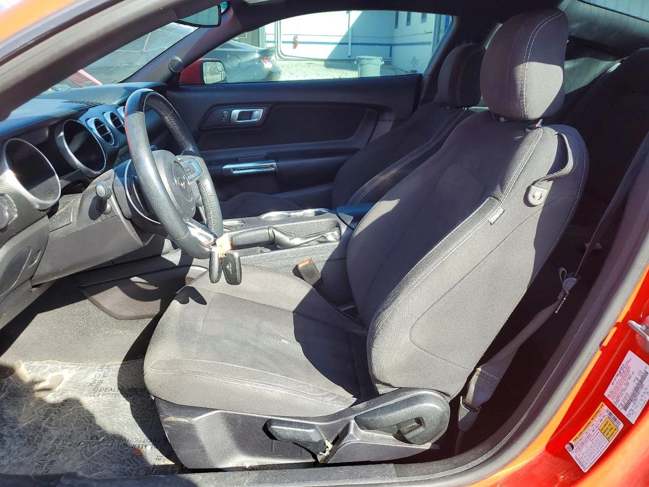 Ford Mustang 2.3L EcoBoost, снимка 7 - Автомобили и джипове - 54480314