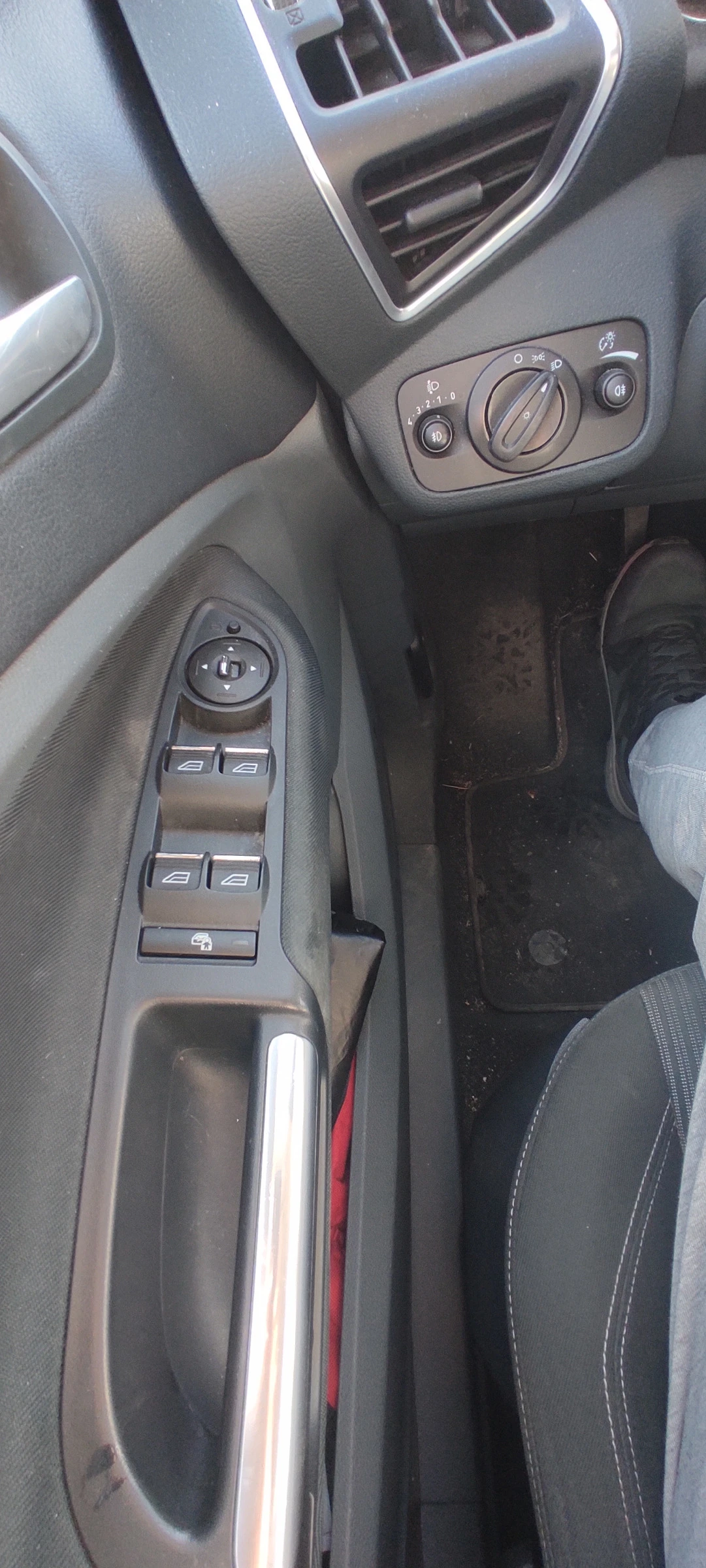 Ford Grand C-Max, снимка 7 - Автомобили и джипове - 54770203