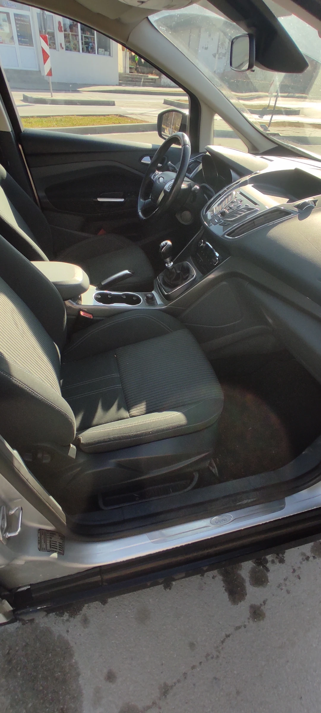 Ford Grand C-Max, снимка 9 - Автомобили и джипове - 54770203