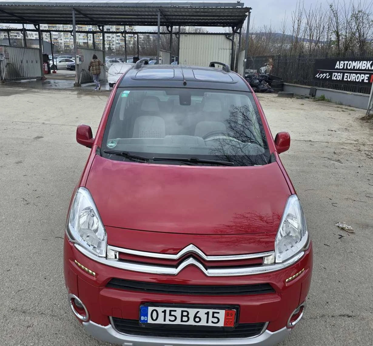 Citroen Berlingo ТОП/1.6HDI/Automatik/Multi space, снимка 2 - Автомобили и джипове - 54995538