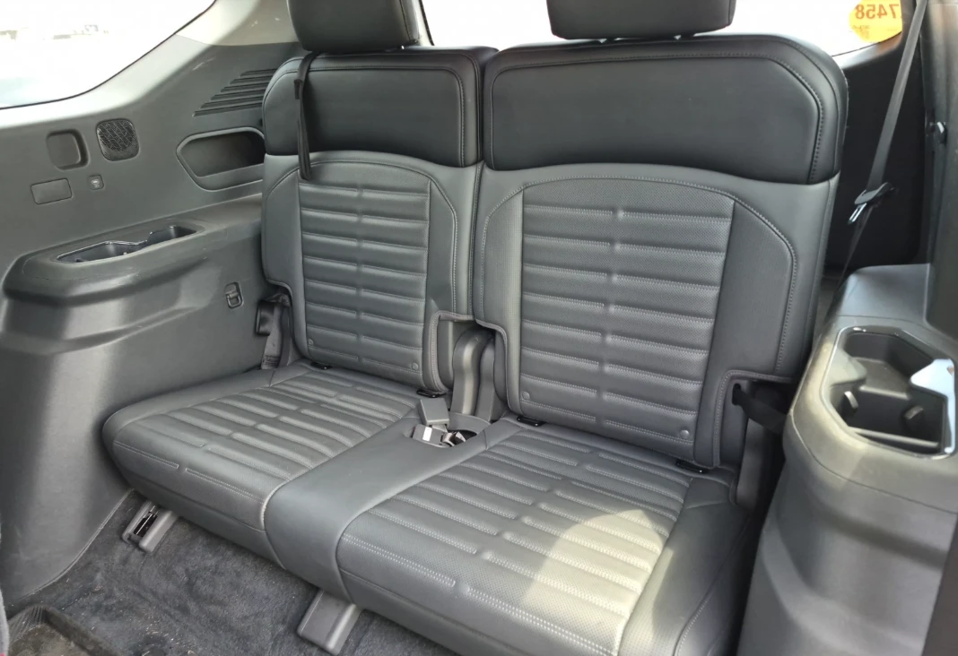 Kia EV9 * LAND W/PLUS PACKAGE* Обдух* Шибидах* 7 местен* , снимка 13 - Автомобили и джипове - 55445125