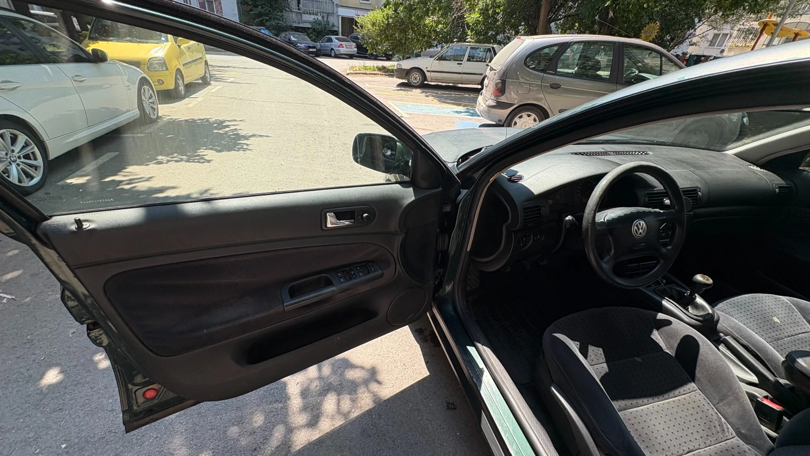 VW Passat 1.8 Газ Реални КМ с CarVertical Обслужен, снимка 9 - Автомобили и джипове - 55626557