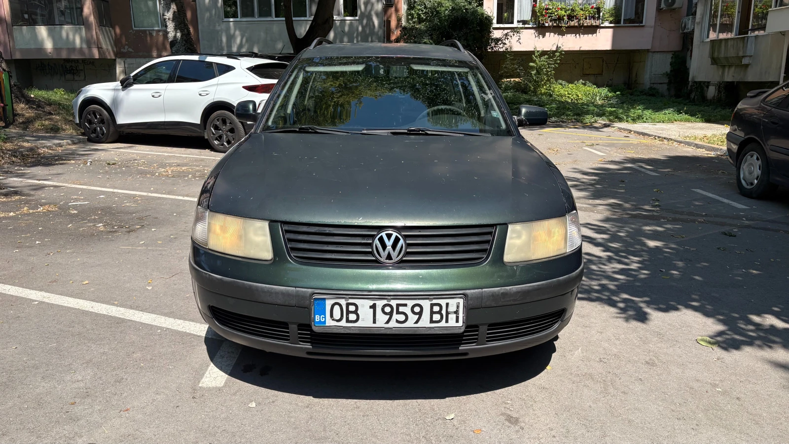 VW Passat 1.8 Газ Реални КМ с CarVertical Обслужен, снимка 3 - Автомобили и джипове - 55626557