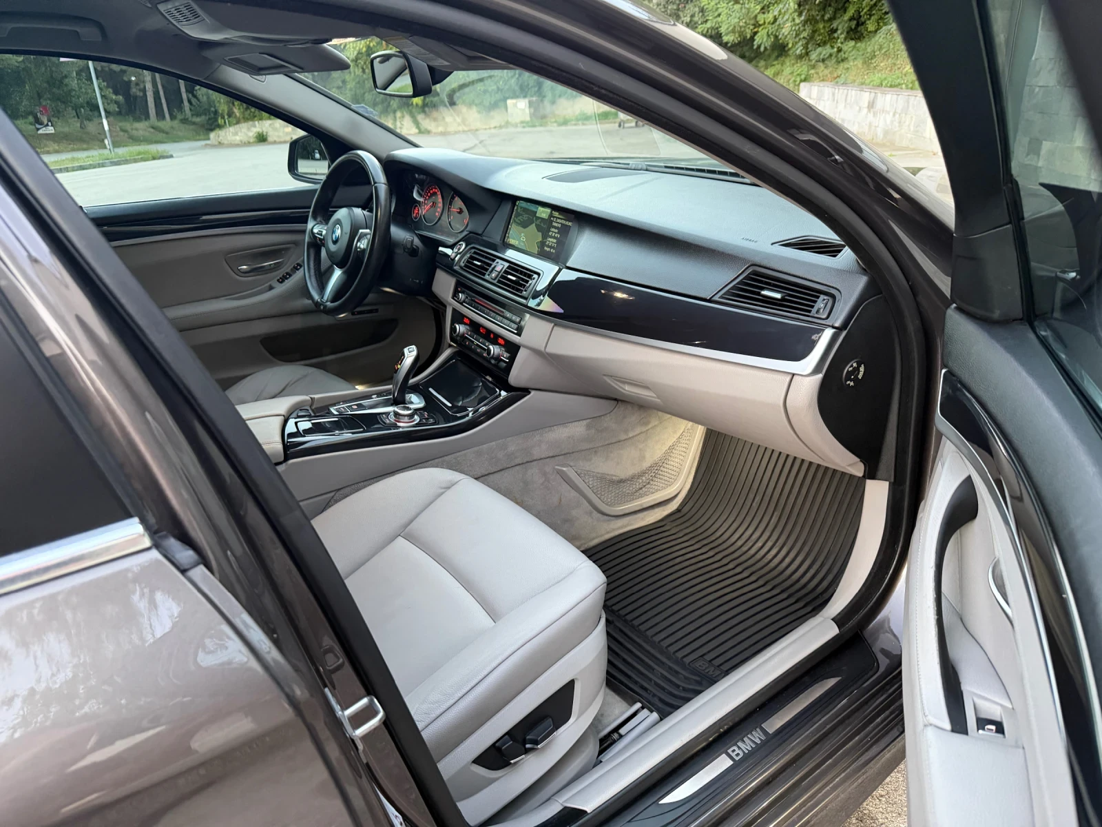 BMW 525 218к.с. M-пакет 20 цола НАВИ Подгрев, снимка 9 - Автомобили и джипове - 55994247