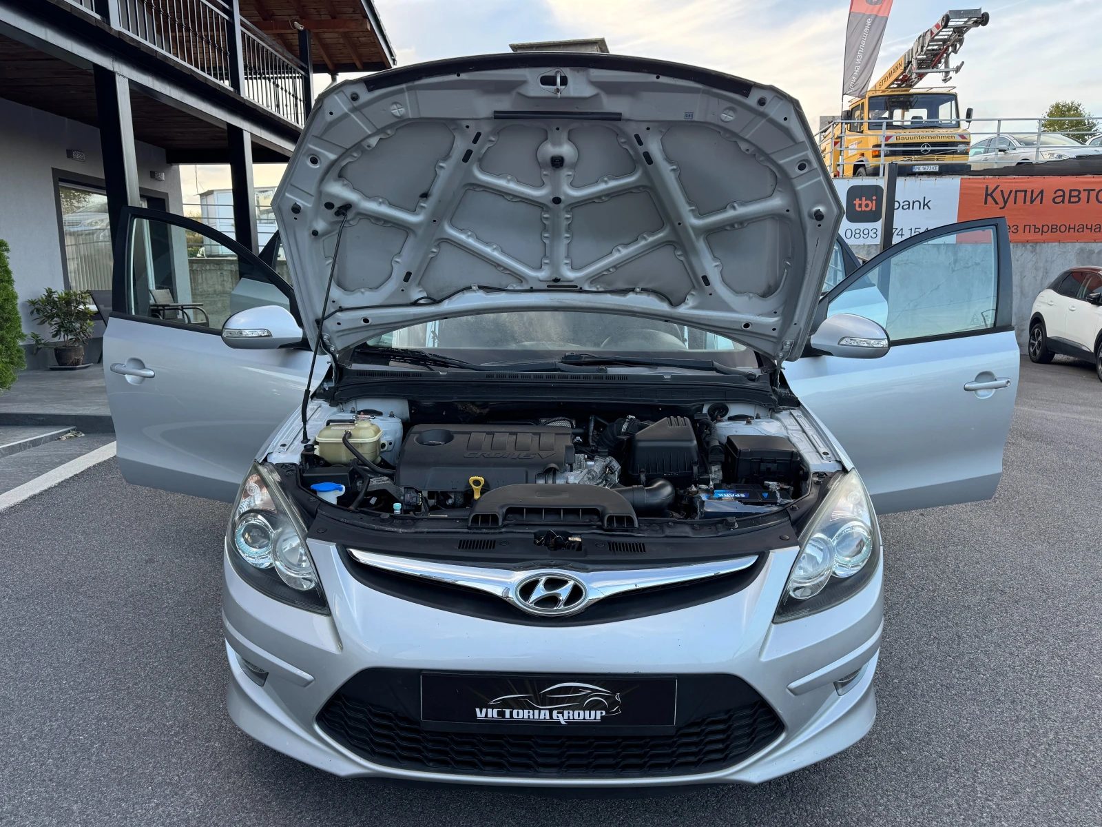 Hyundai I30 1.6CRDI НОВ ВНОС , снимка 13 - Автомобили и джипове - 56281782