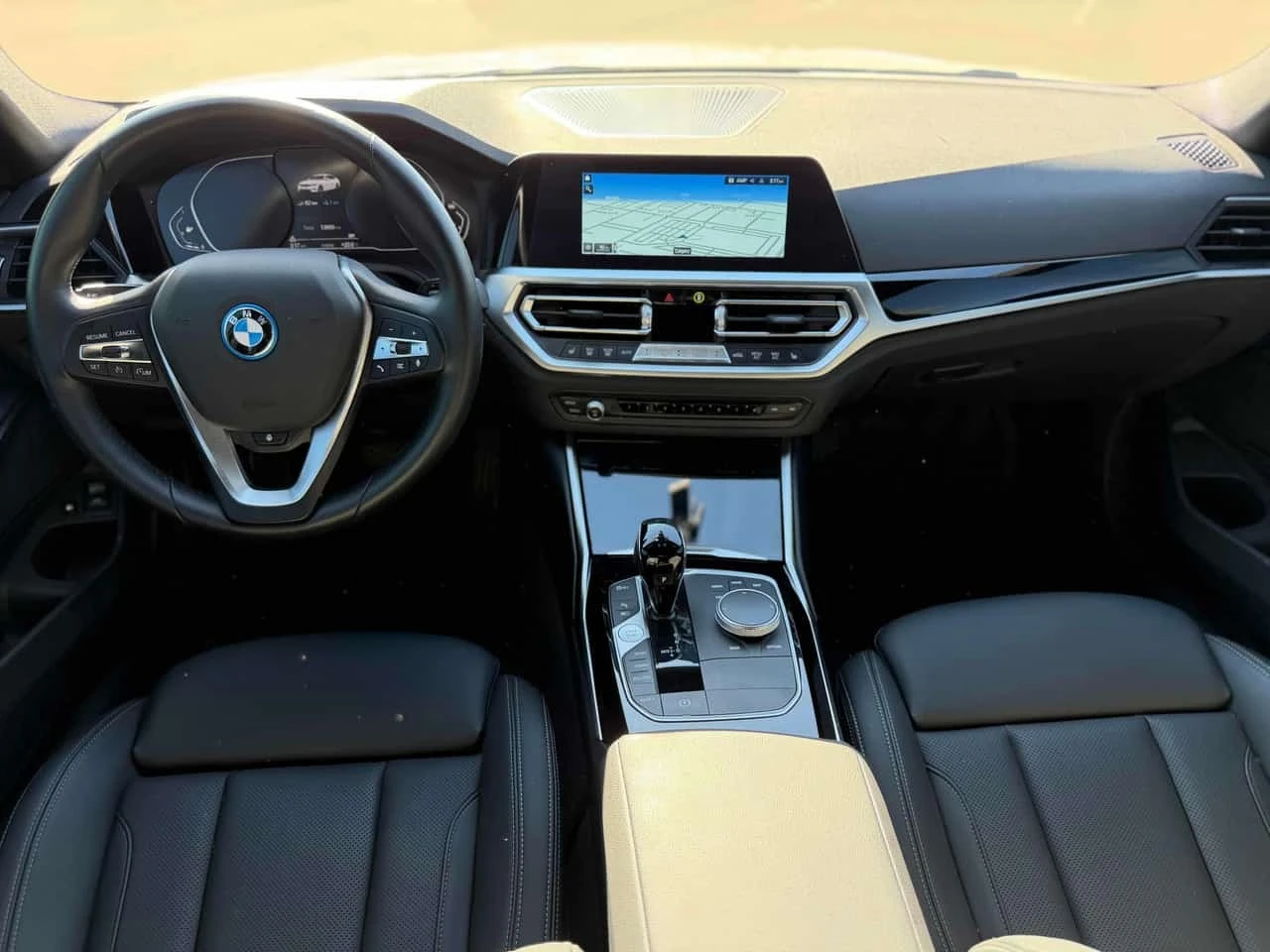 BMW 330 * 330e xDrive * CARFAX *  | Mobile.bg � ����������� 9