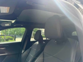 Mercedes-Benz GLC 300 4MATIC * ДИСТРОНИК * ПОДГРЕВ * ПАНОРАМА * CARFAX, снимка 11