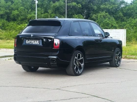 Rolls-Royce Cullinan BLACK BADGE/ SANCTUARY SEATS/ 4 SEATS/REAR THEATRE, снимка 6