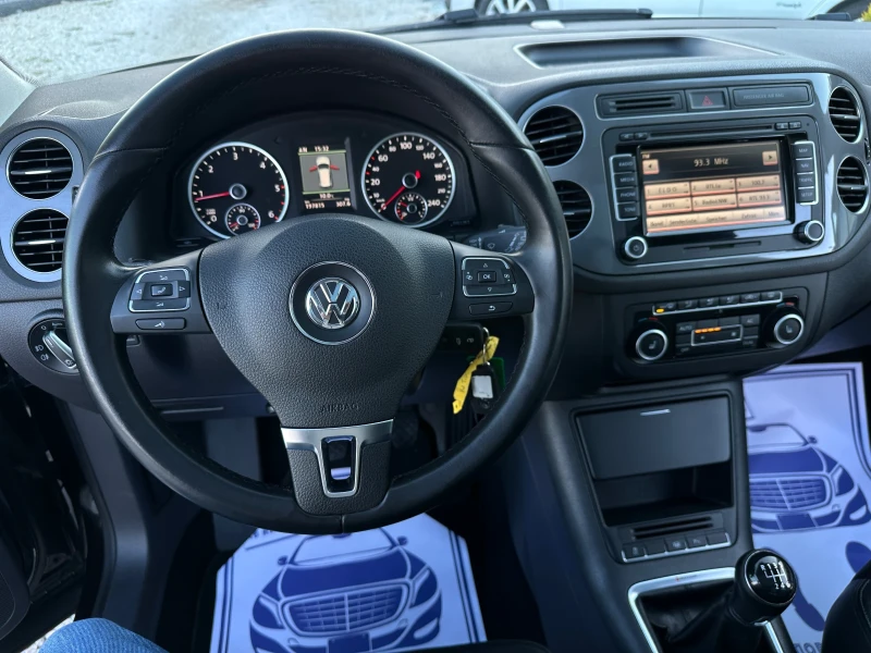 VW Tiguan R line* 4motion* Панорама* Камера* Xenon* , снимка 9 - Автомобили и джипове - 48549023