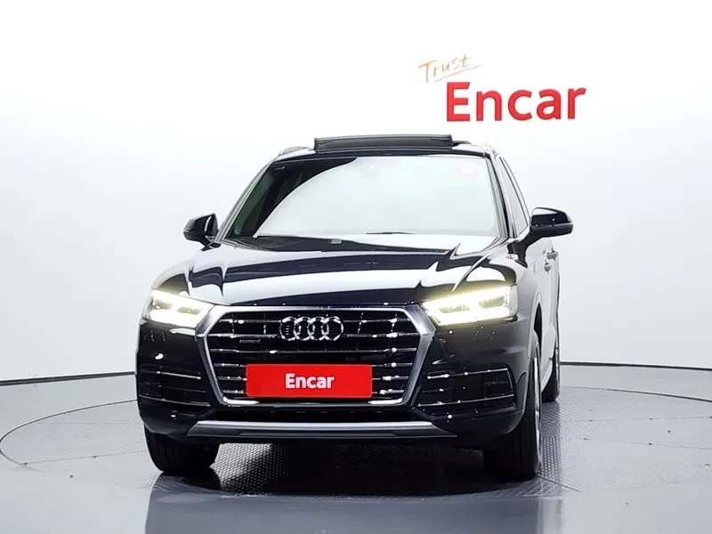 Audi Q5 (Fy) 45 Tfsi Quattro, снимка 3 - Автомобили и джипове - 55133324