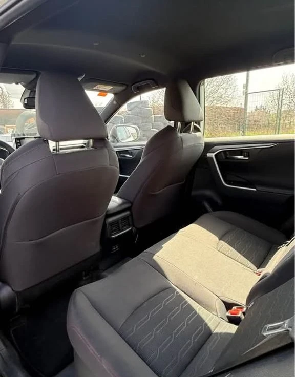 Toyota Rav4 Plug In 4X4, снимка 9 - Автомобили и джипове - 55277975