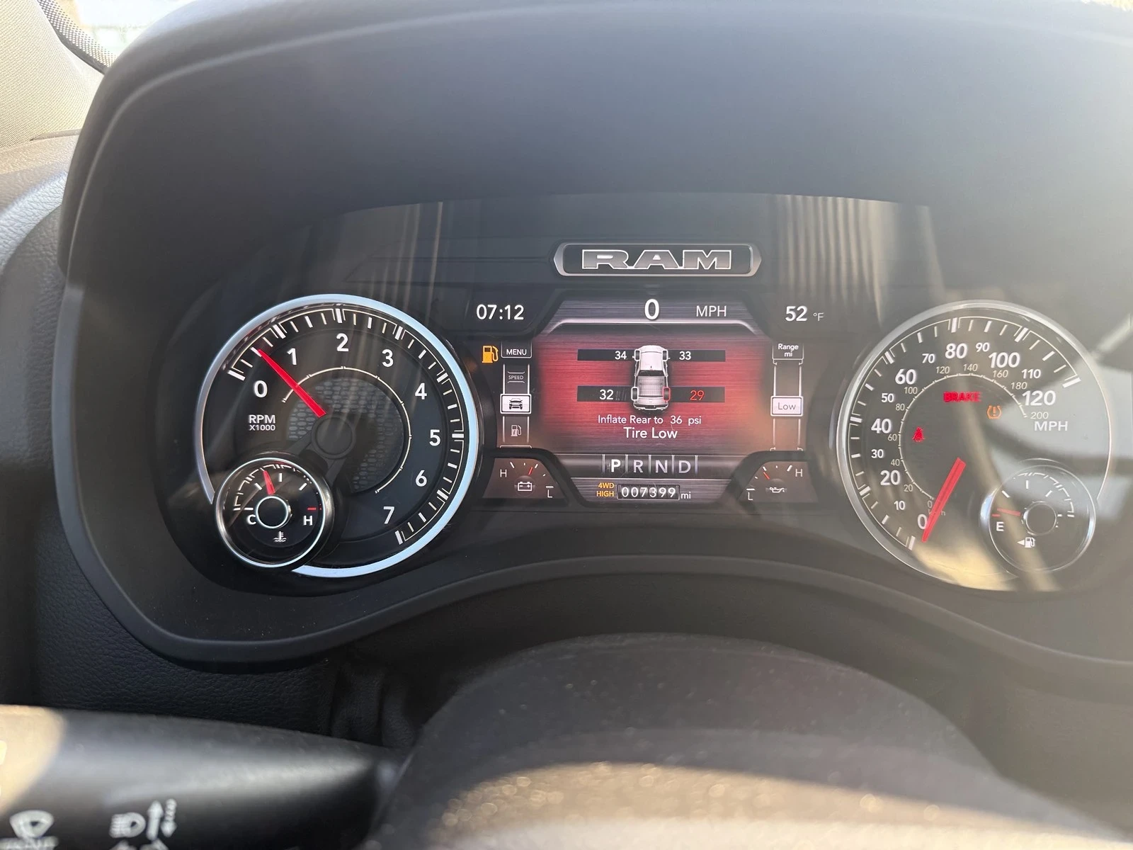 Dodge RAM 1500 BiG HORN - изображение 3